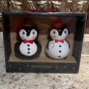 JOHANNA PARKER Penguin Salt and Pepper Set NWT